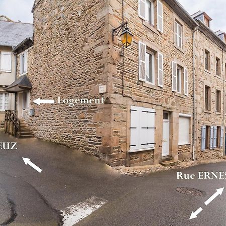 Apartmán Logement Duplex Au Coeur De Tréguier Exteriér fotografie
